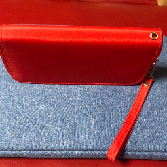 Women wristlet - Red - Picture 2 of 15